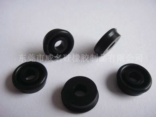 304不銹鋼紅酒塞有哪些注意事項(xiàng)？